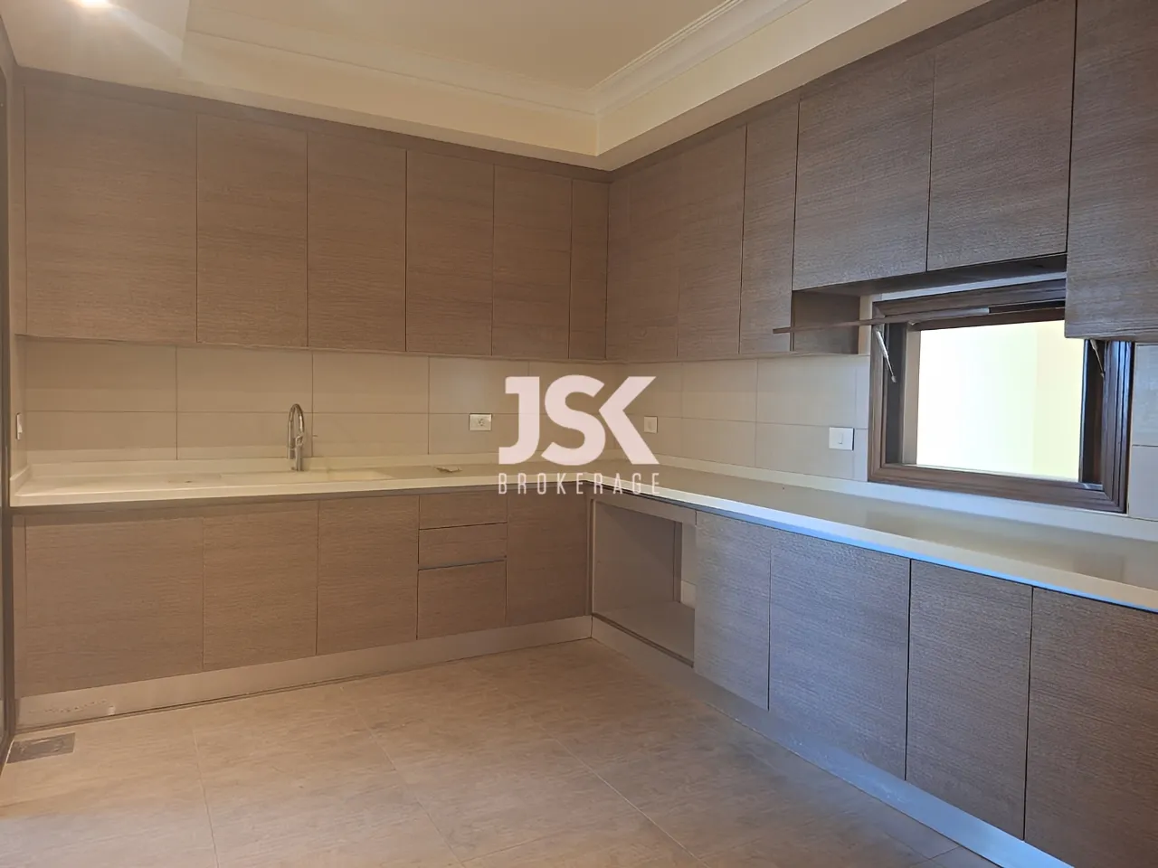 Apartment for Sale in Ras Beirut - 3 bed, 2 bath