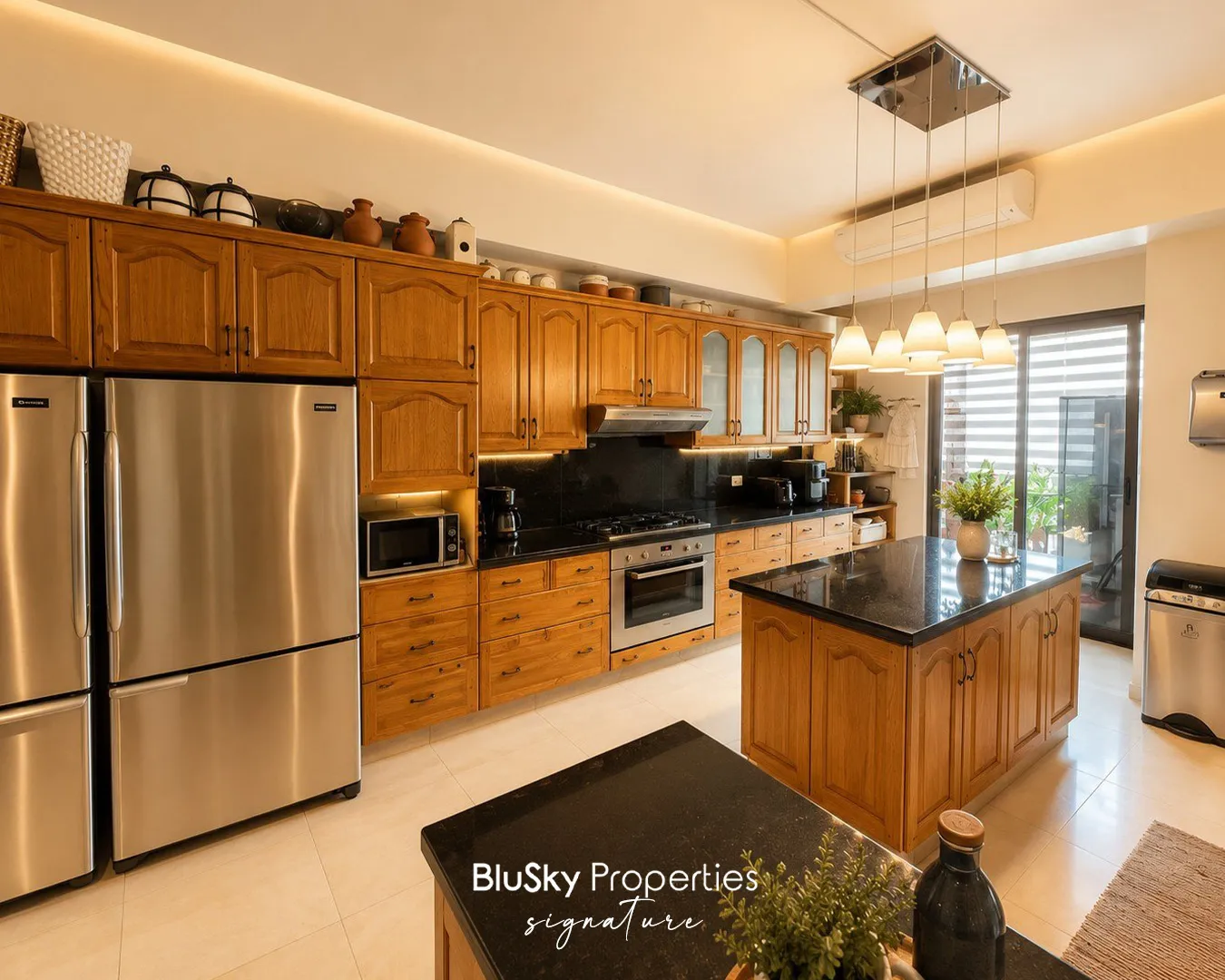 Apartment for rent in Ain el-mreisseh, beirut, lebanon