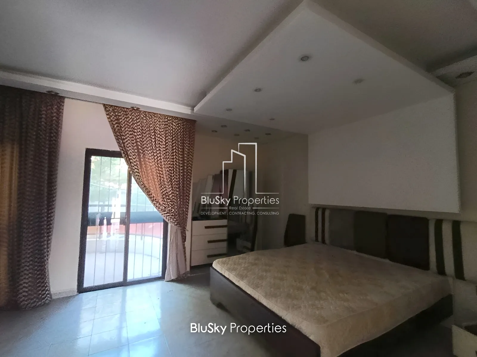 Apartment for Sale in Kfarhbeb - 3 bed, 4 bath