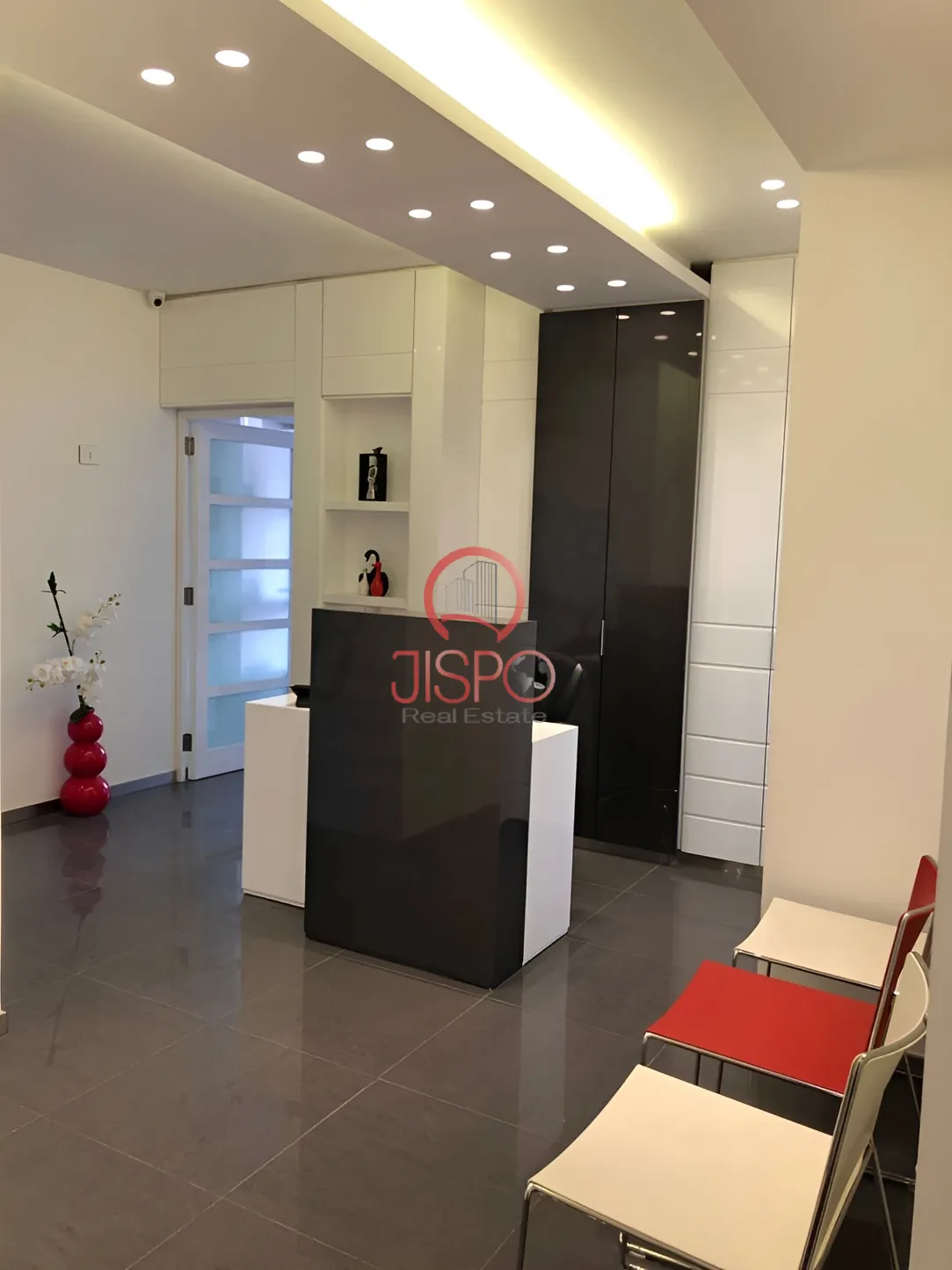 Office for sale in Bourj Hammoud