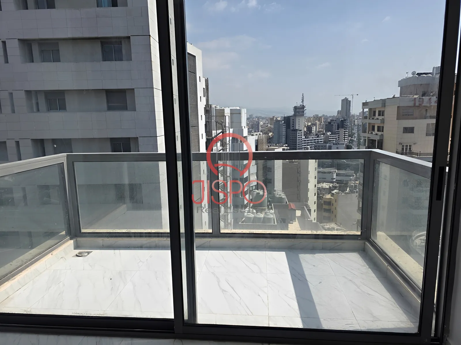 Apartment for Sale in Sioufi