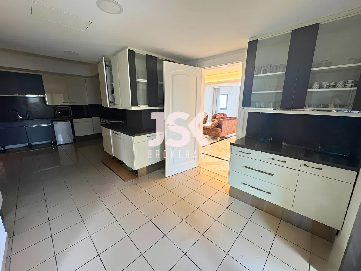 Apartment for Sale in Hamra, Beirut, Lebanon