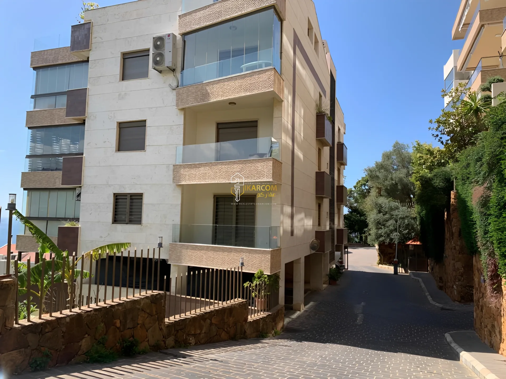 Apartment for Sale in Aaoukar, Lebanon