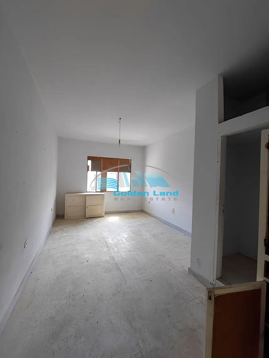 Shop for rent in Mazraat Yachoua