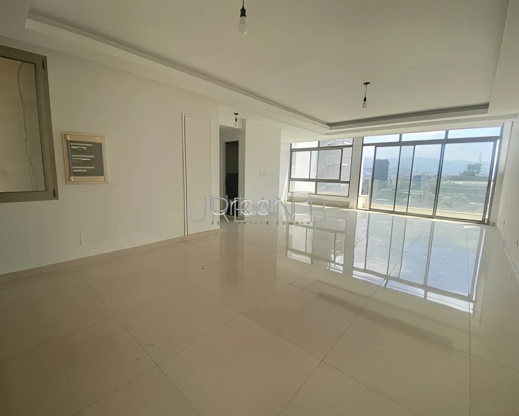 Apartment for Sale in Alfred Naccash, Bayrut, Lebanon