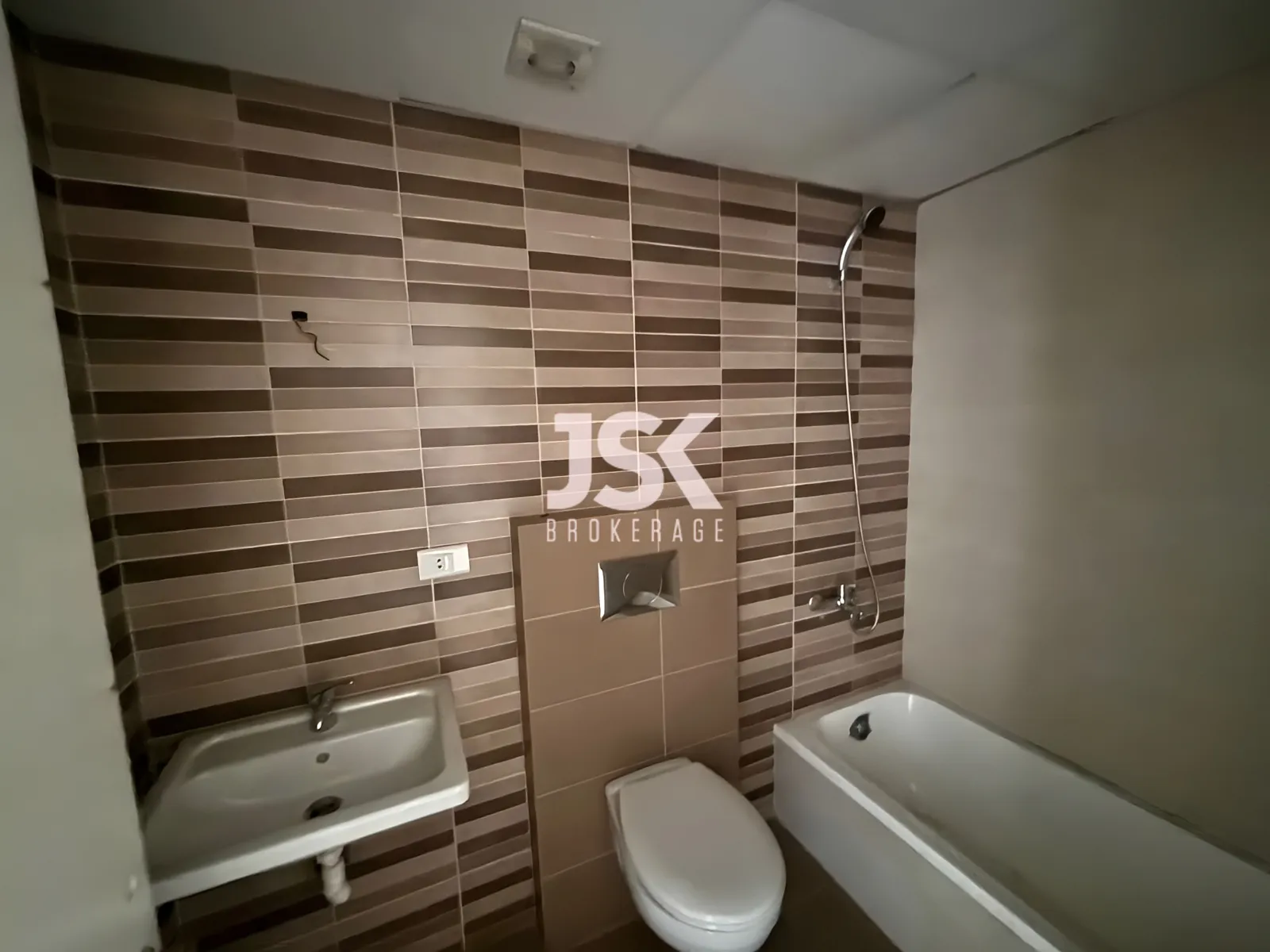 Apartment for Sale in Qortadah