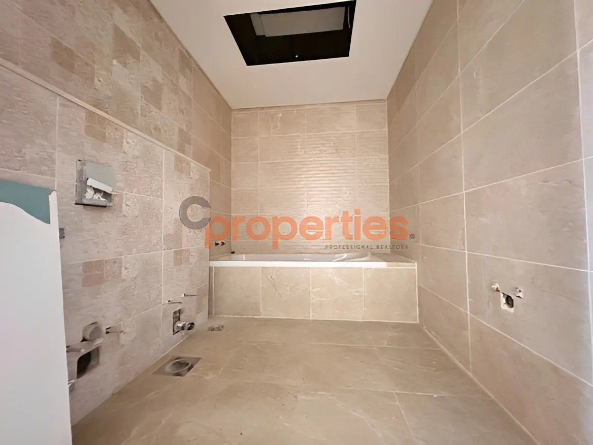Apartment for sale in Ramleh Al Bayda, Beirut, Lebanon