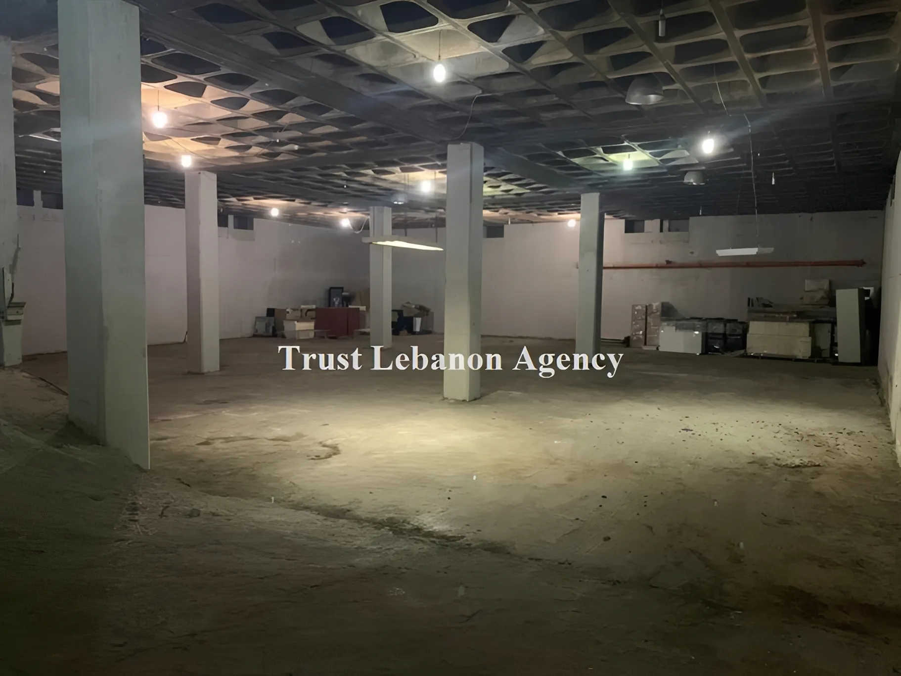 Commercial Property For Rent in Metn, Zalka