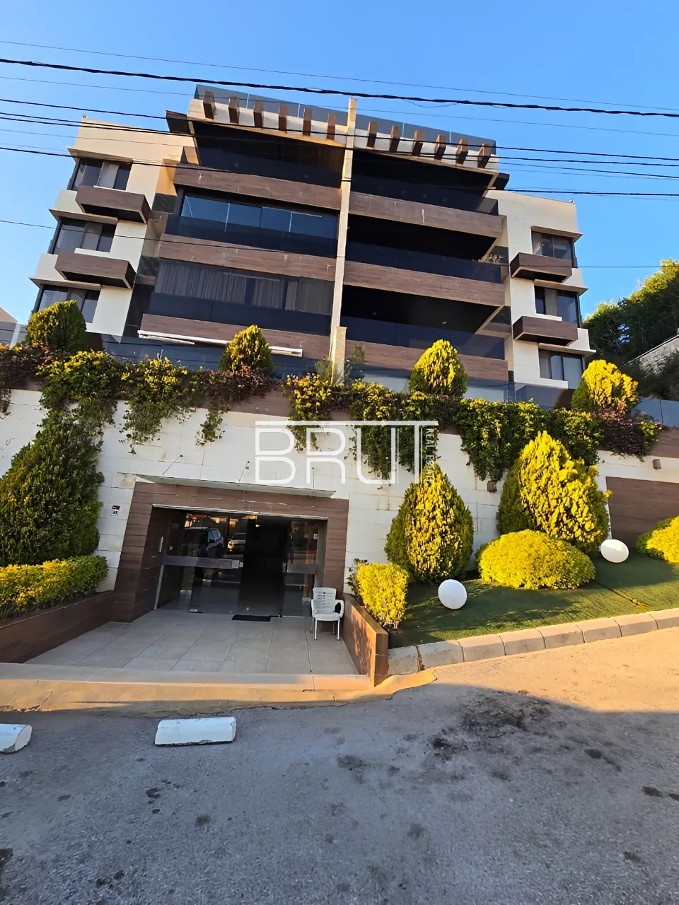 Duplex for Sale in Ballouneh