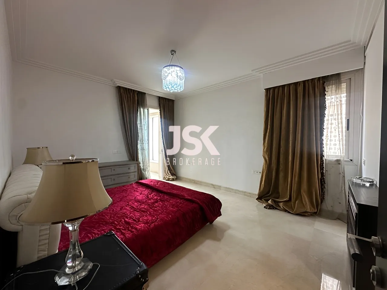 Apartment for Sale in Ras Beirut