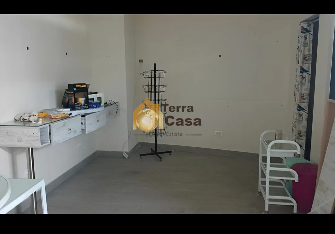 Shop for Sale in Ain el Ghossein