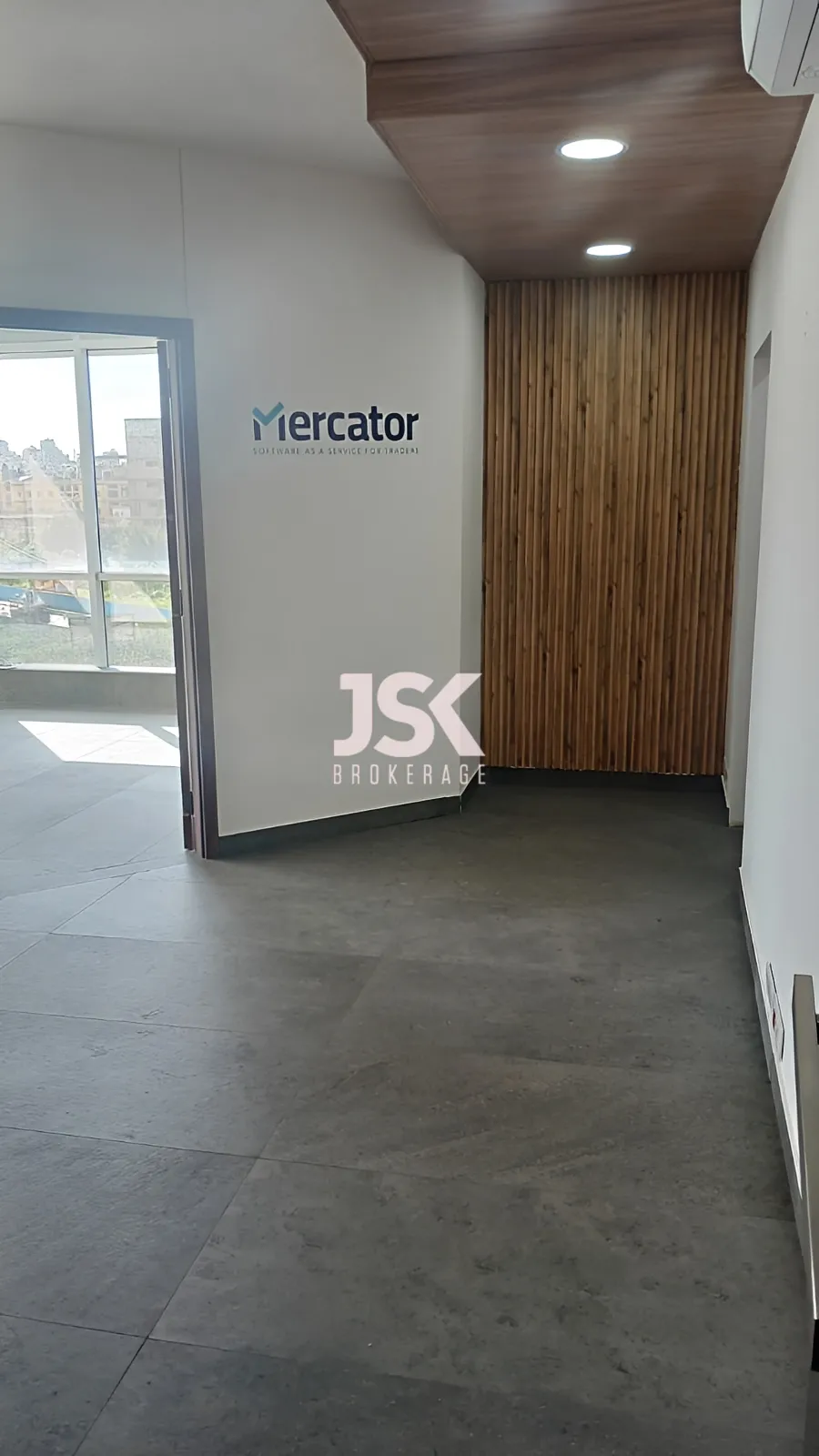 Office for Rent in Dekwaneh