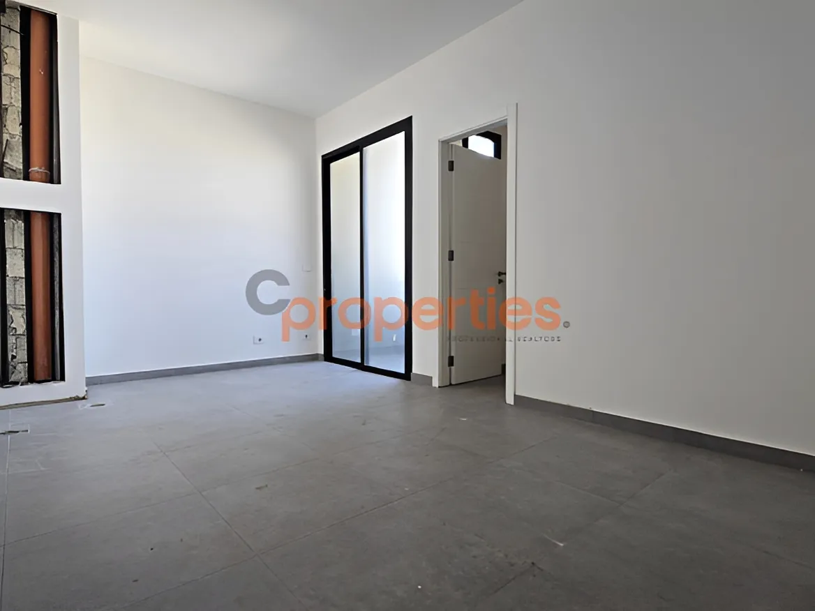 Apartment for Sale in Forn El Chebbak