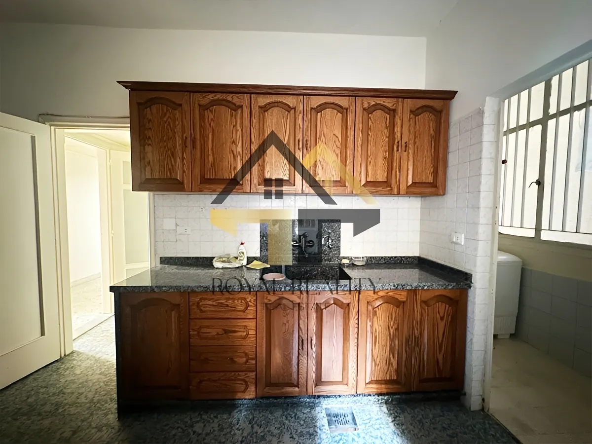 Apartment for sale in Kraytem