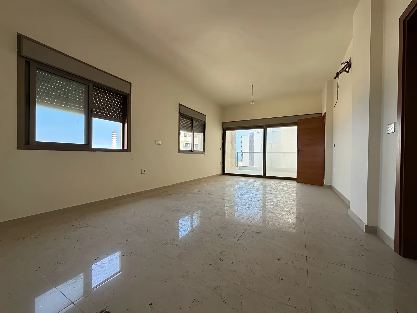 Apartment for Sale in Zouk Mosbeh