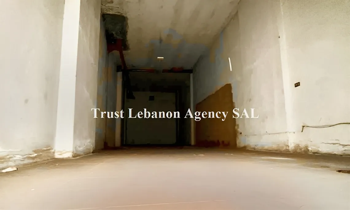 Shop for rent in Metn, Sin El Fil