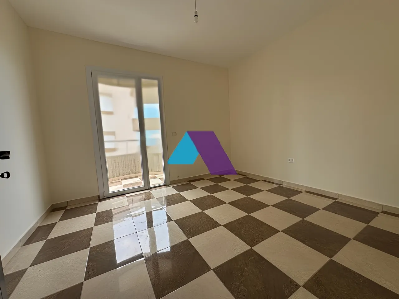 Apartment for Sale in Halat