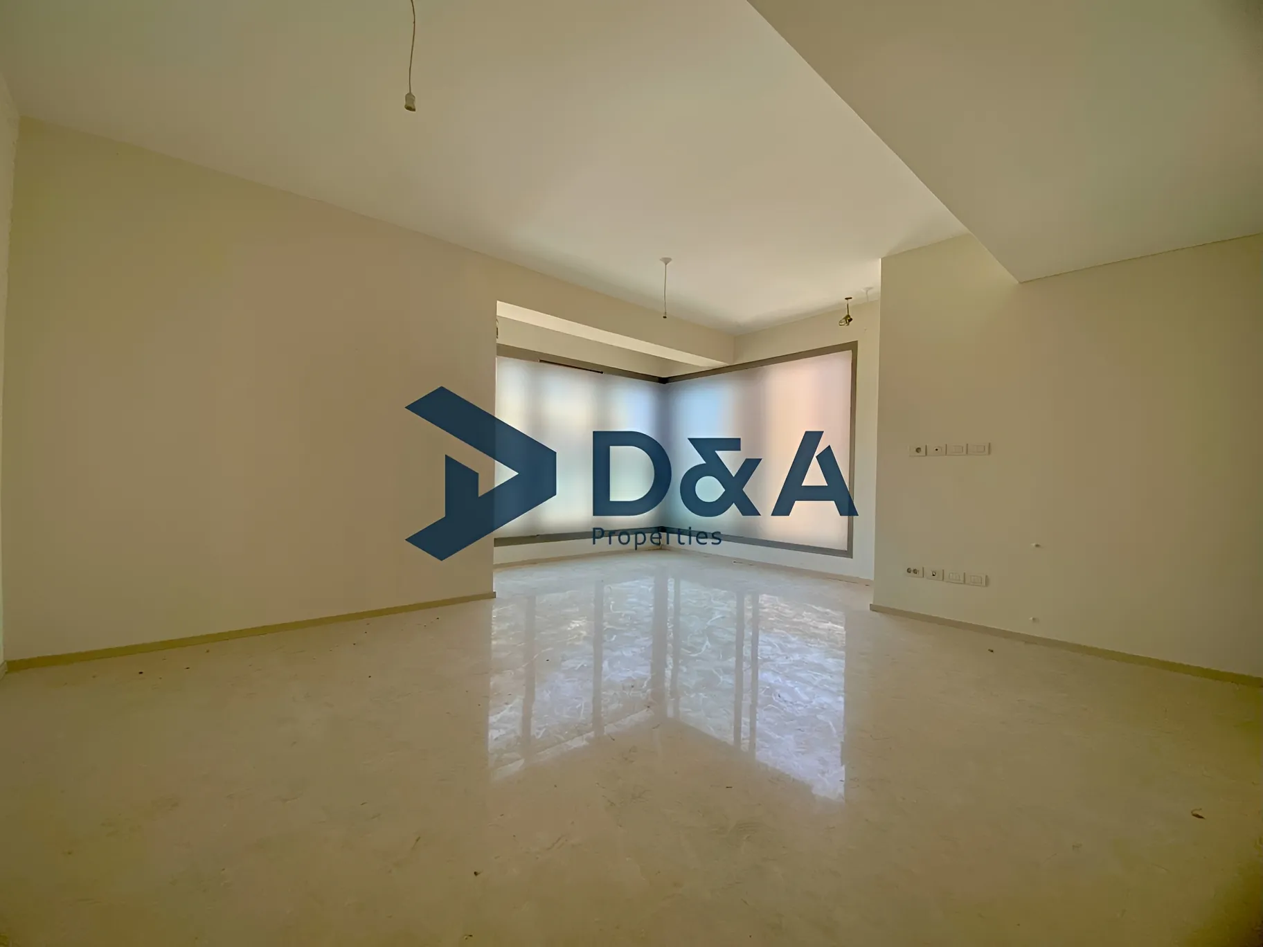 Apartment for rent in Ain Al Mraiseh, Beirut, Lebanon - 2 bed, 4 bath