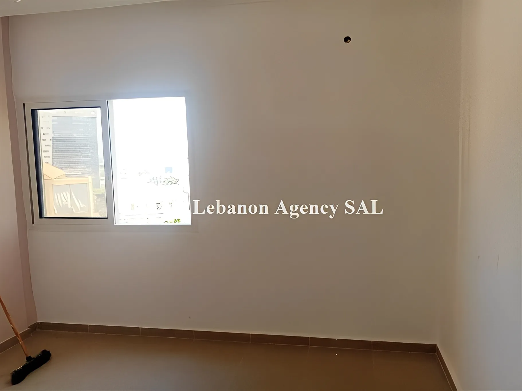 Apartment for Rent in Achrafieh Gemayzeh - 1 bed, 1 bath