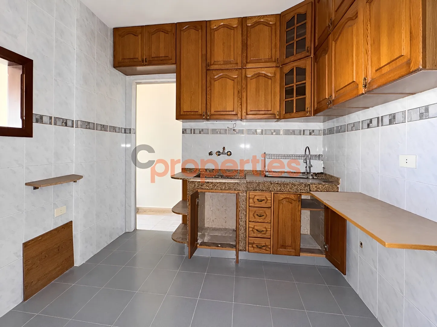 Apartment for Rent in Aaoukar