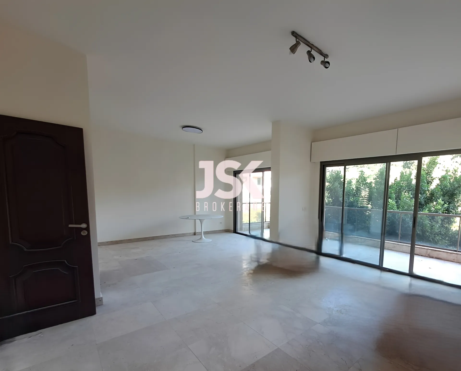Apartment for Rent in Kraytem