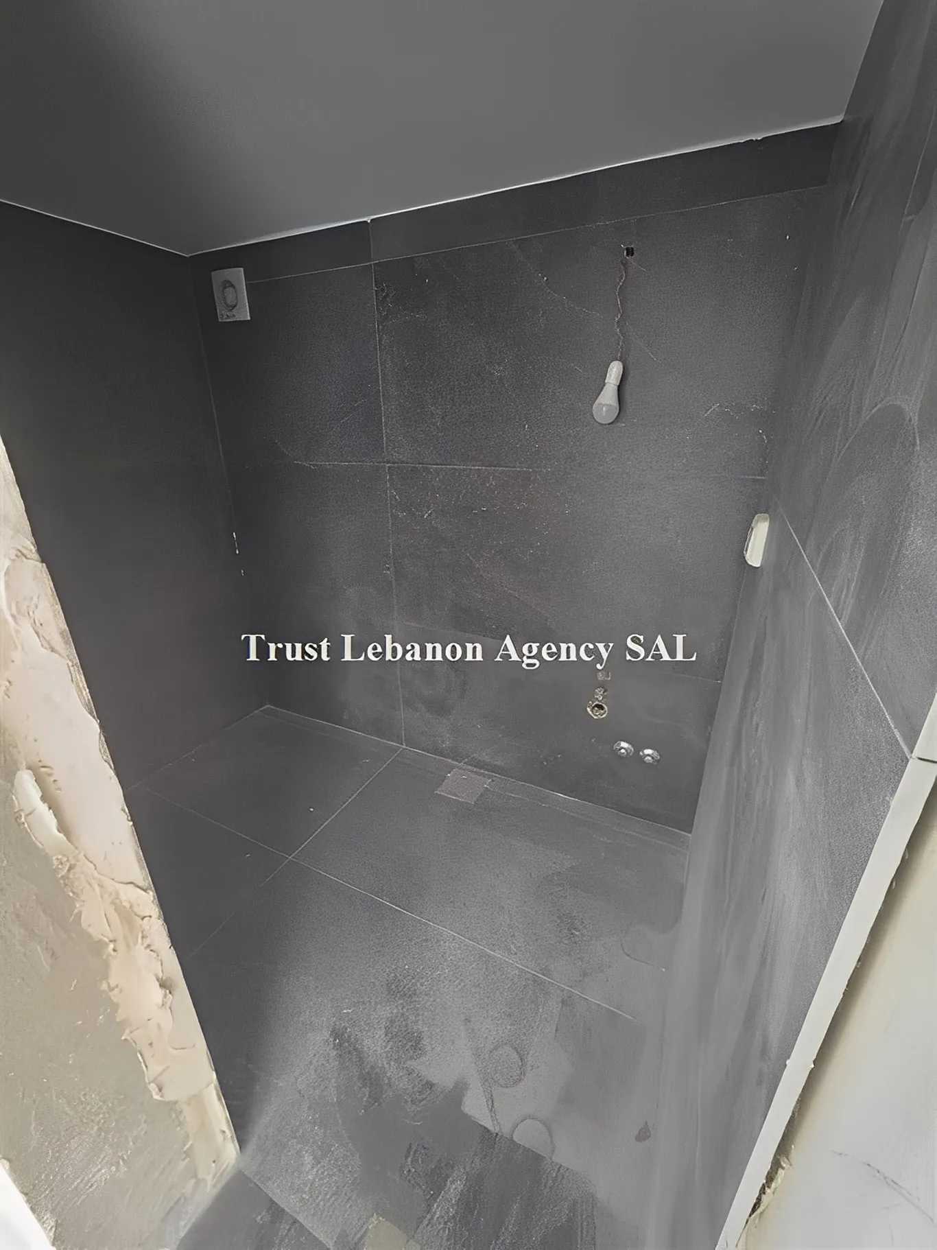Apartment for Rent in Baabda, Hadath - 4 bed, 5 bath