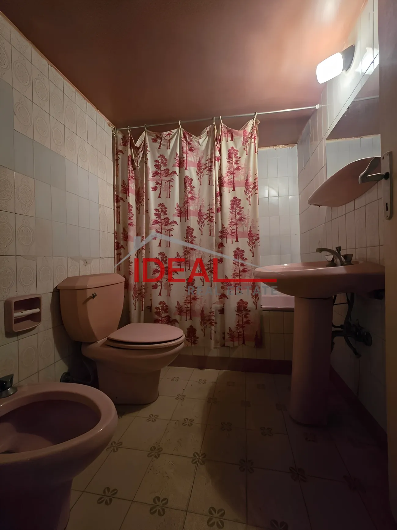 Apartment for Sale in Ain el remmeneh, baabda