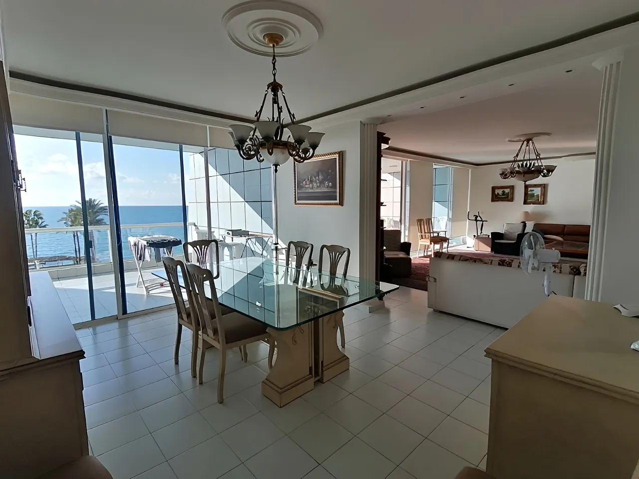 Residential in Jounieh, lebanon - 4 bed, 3.0 bath