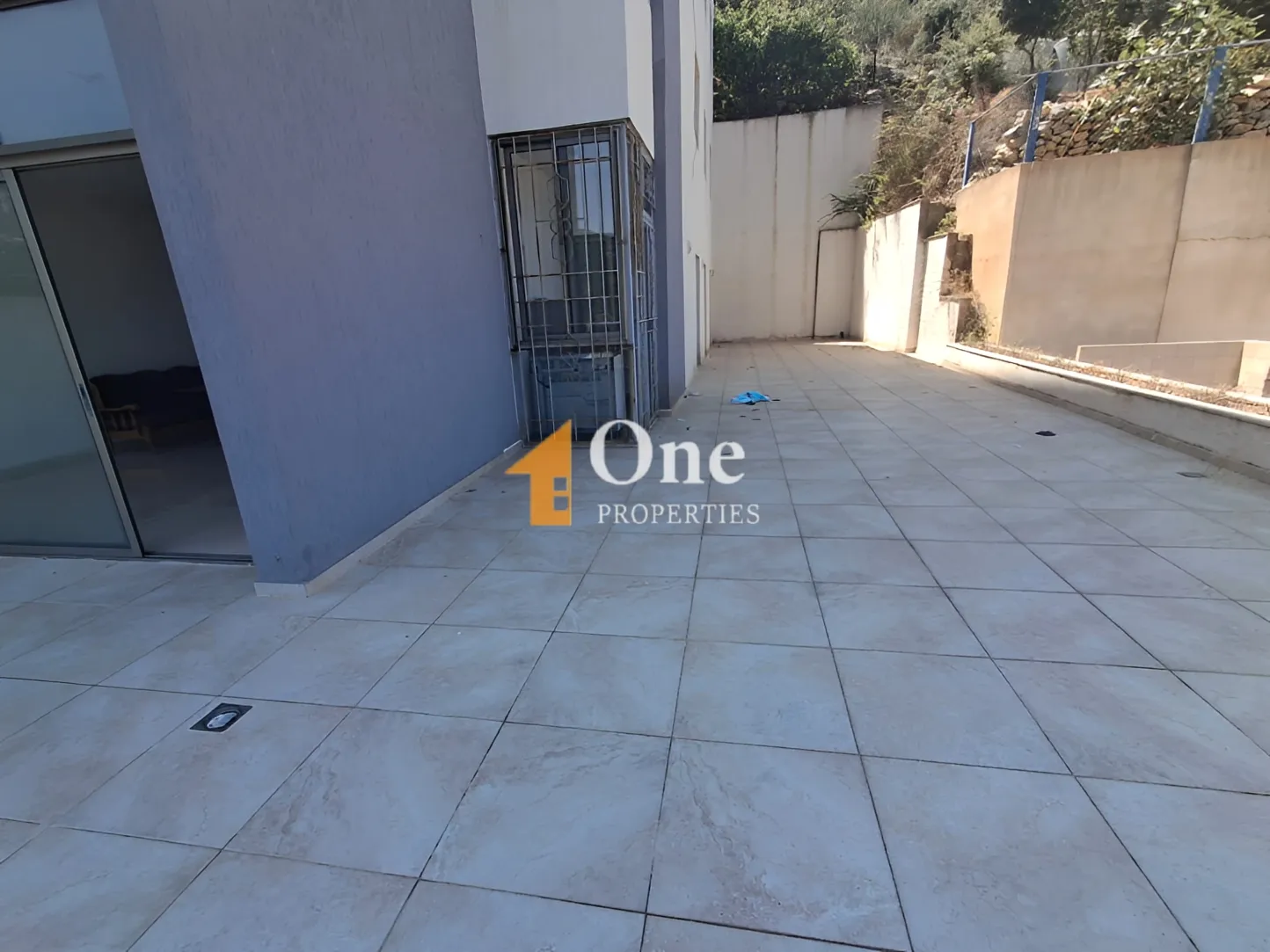 Apartment for sale in Breij, Lebanon - 3 bed, 2 bath