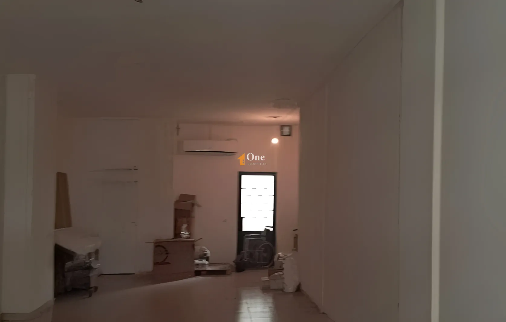 Shop for rent in Zouk Mikael, Lebanon