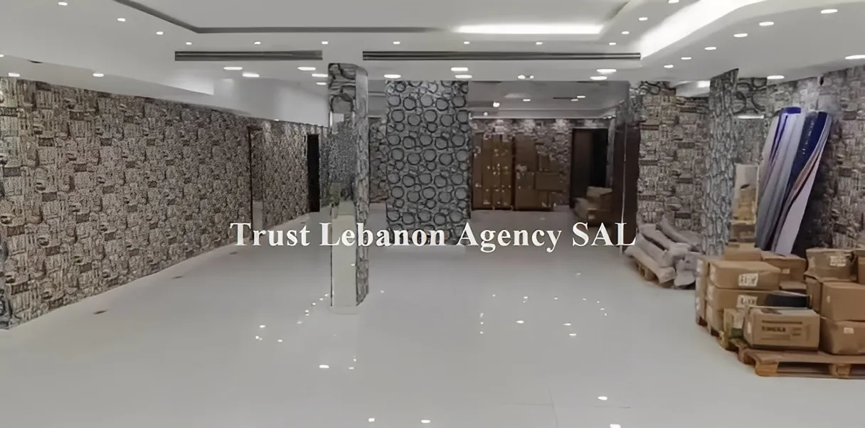 Commercial Property For Rent in Beirut, Hamra