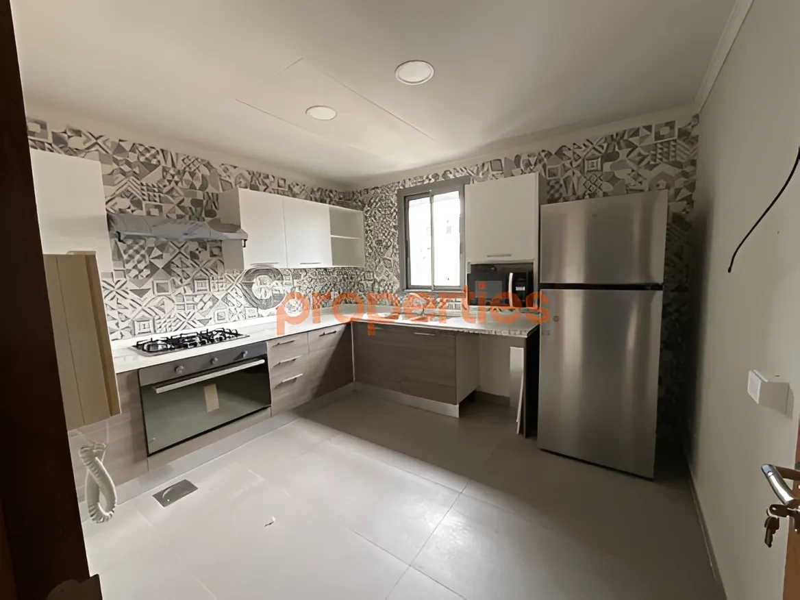 Apartment for Rent in Geitawi - 3 bed, 4 bath