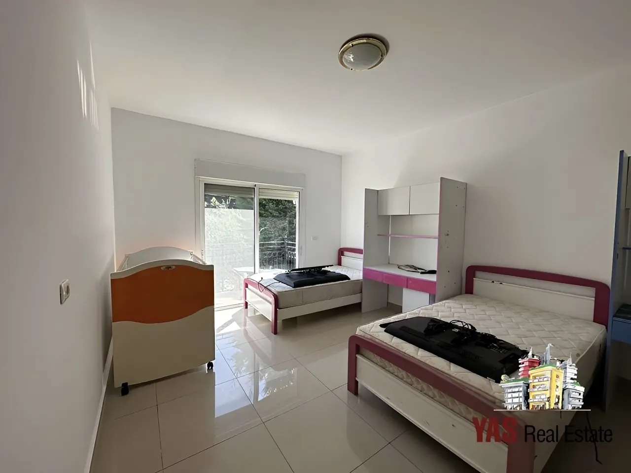 Apartment for Sale in Ajaltoun - 5 bed, 6 bath