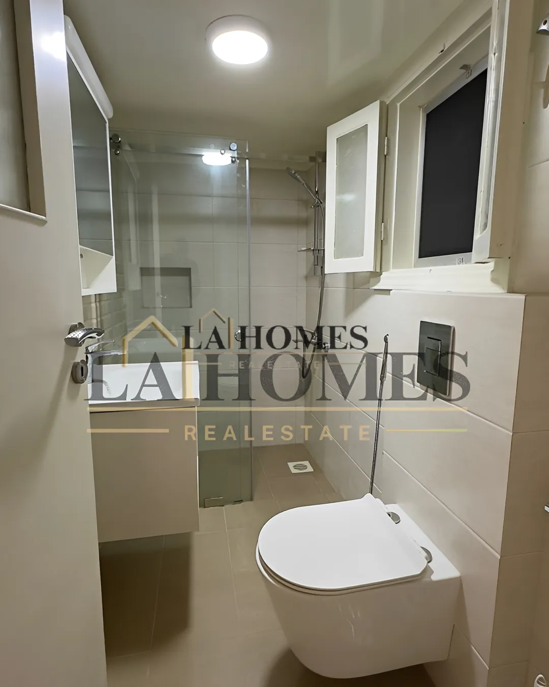 Apartment for rent in Caree d'or, achrafieh, lebanon