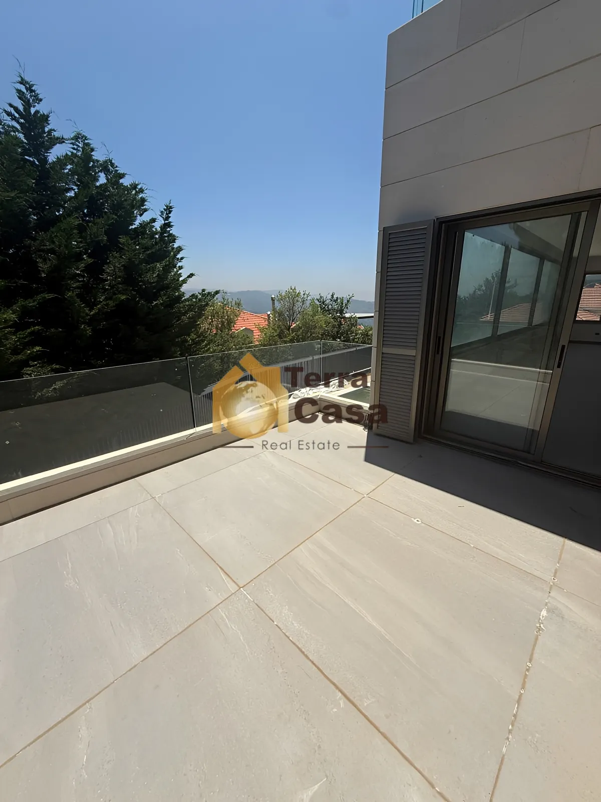 Villa for sale in Baabdat