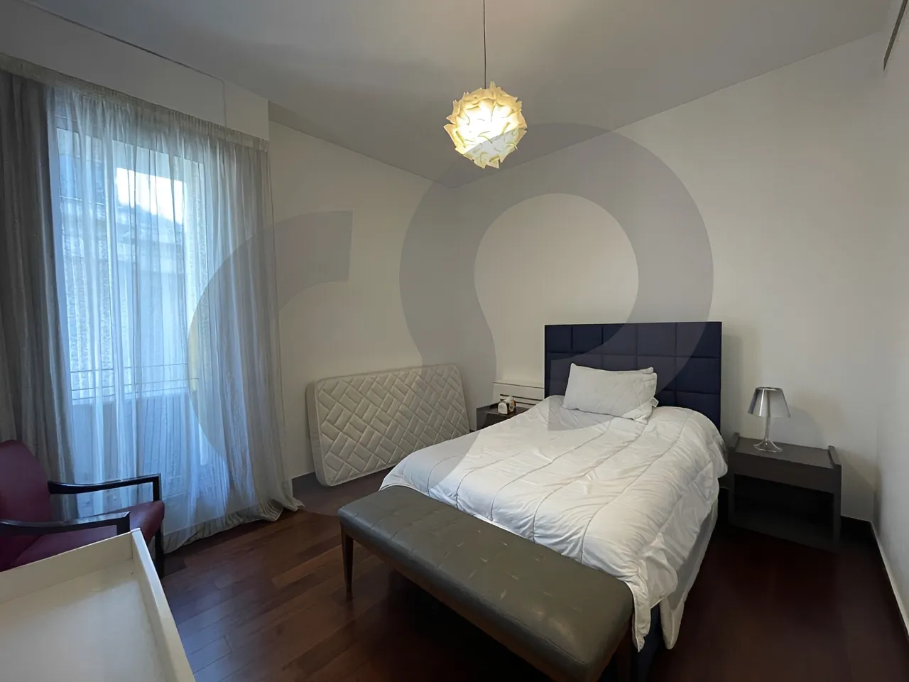 Apartment for Sale in Saifi Village