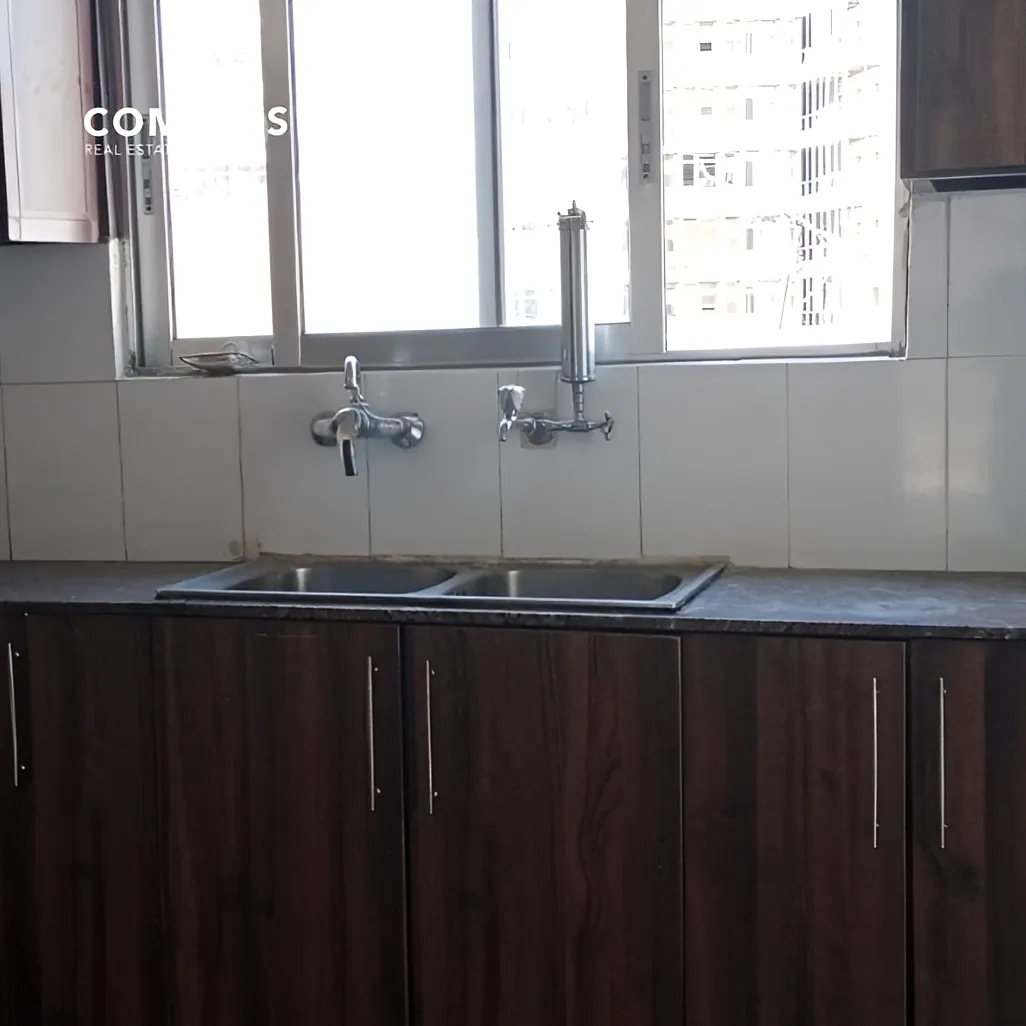 Apartment for rent in Achrafieh, Beirut, Lebanon - 4 bed, 3 bath
