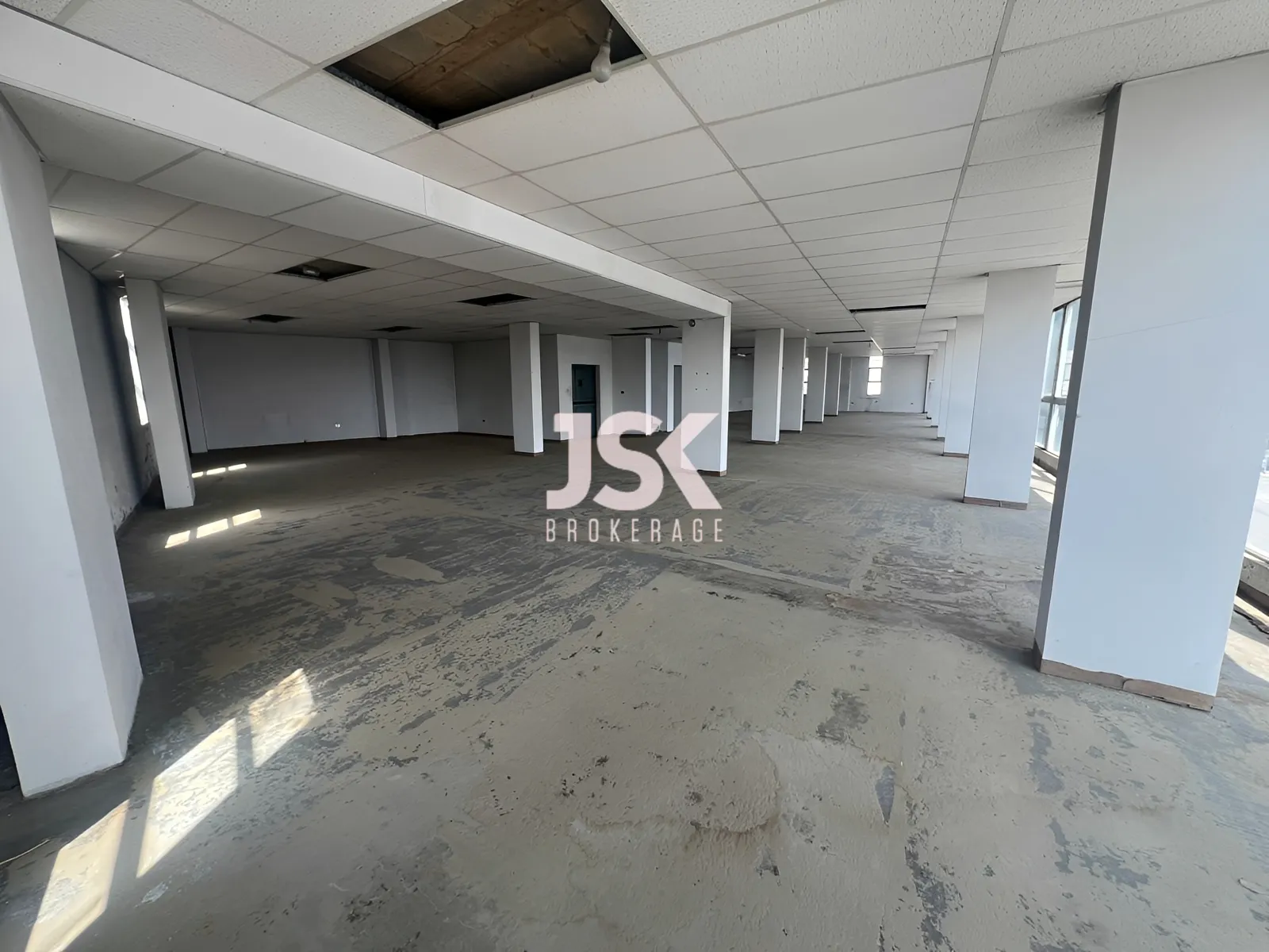 Office for Rent in Broummana