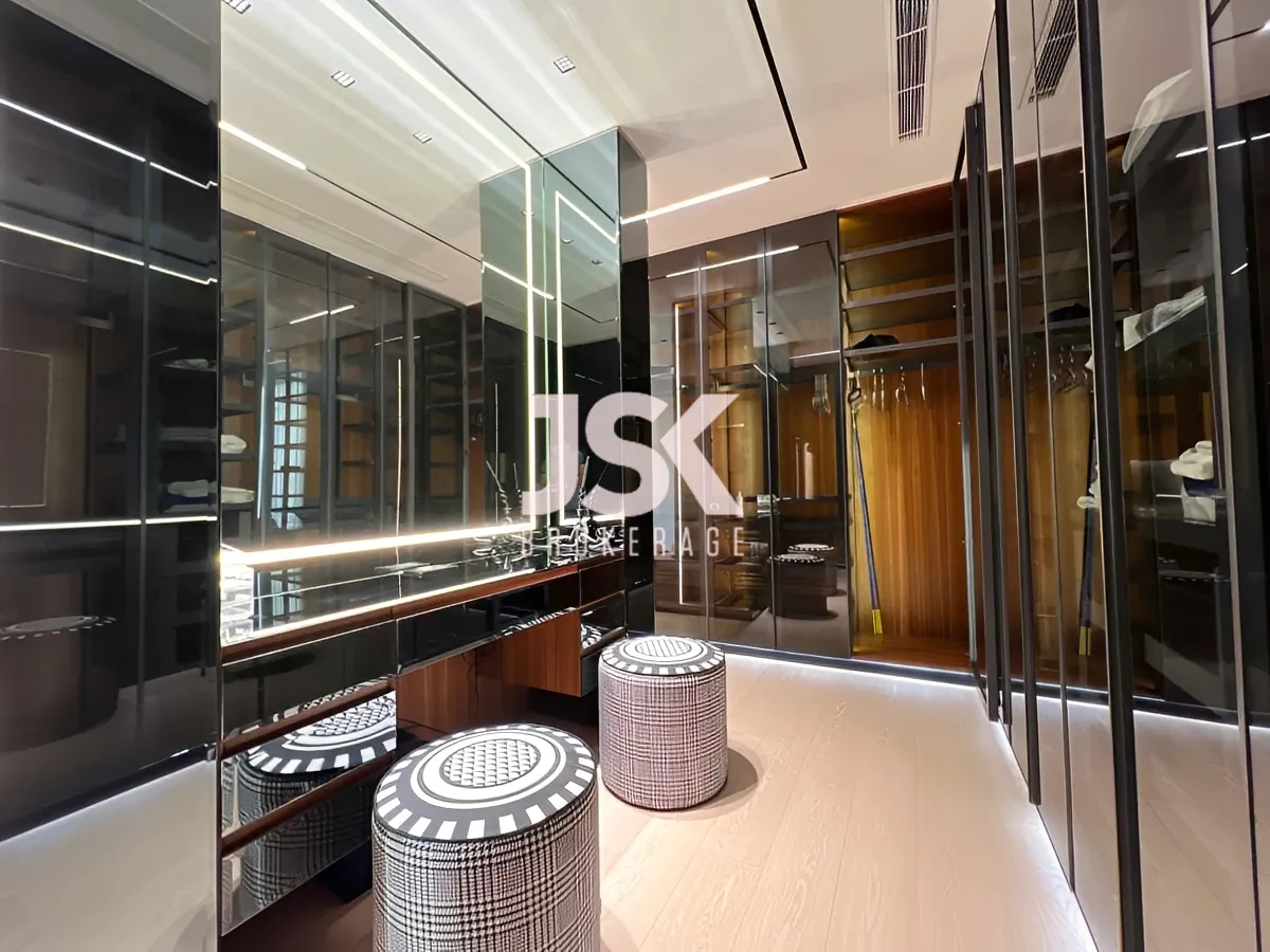 Apartment for Sale in Mar Mikhael, Bayrut, Lebanon