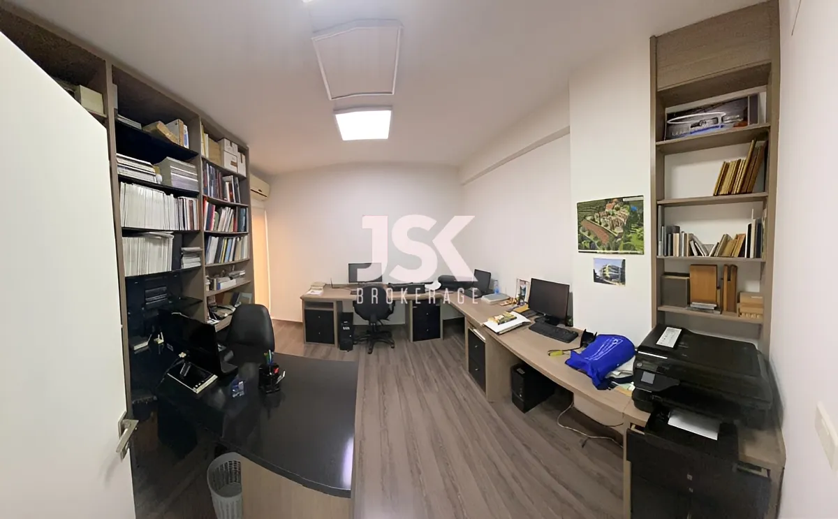 Office for rent in Mansourieh