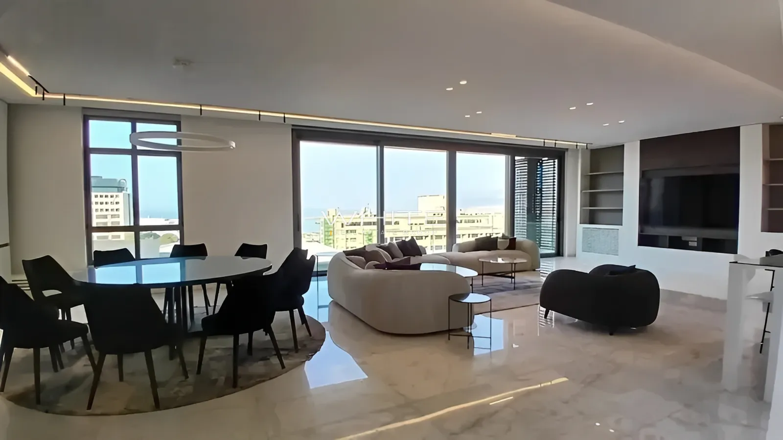 Apartment for Sale in Gemmayze - 3 bed, 5 bath