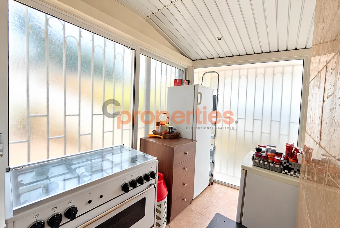 Apartment for Sale in Ballouneh
