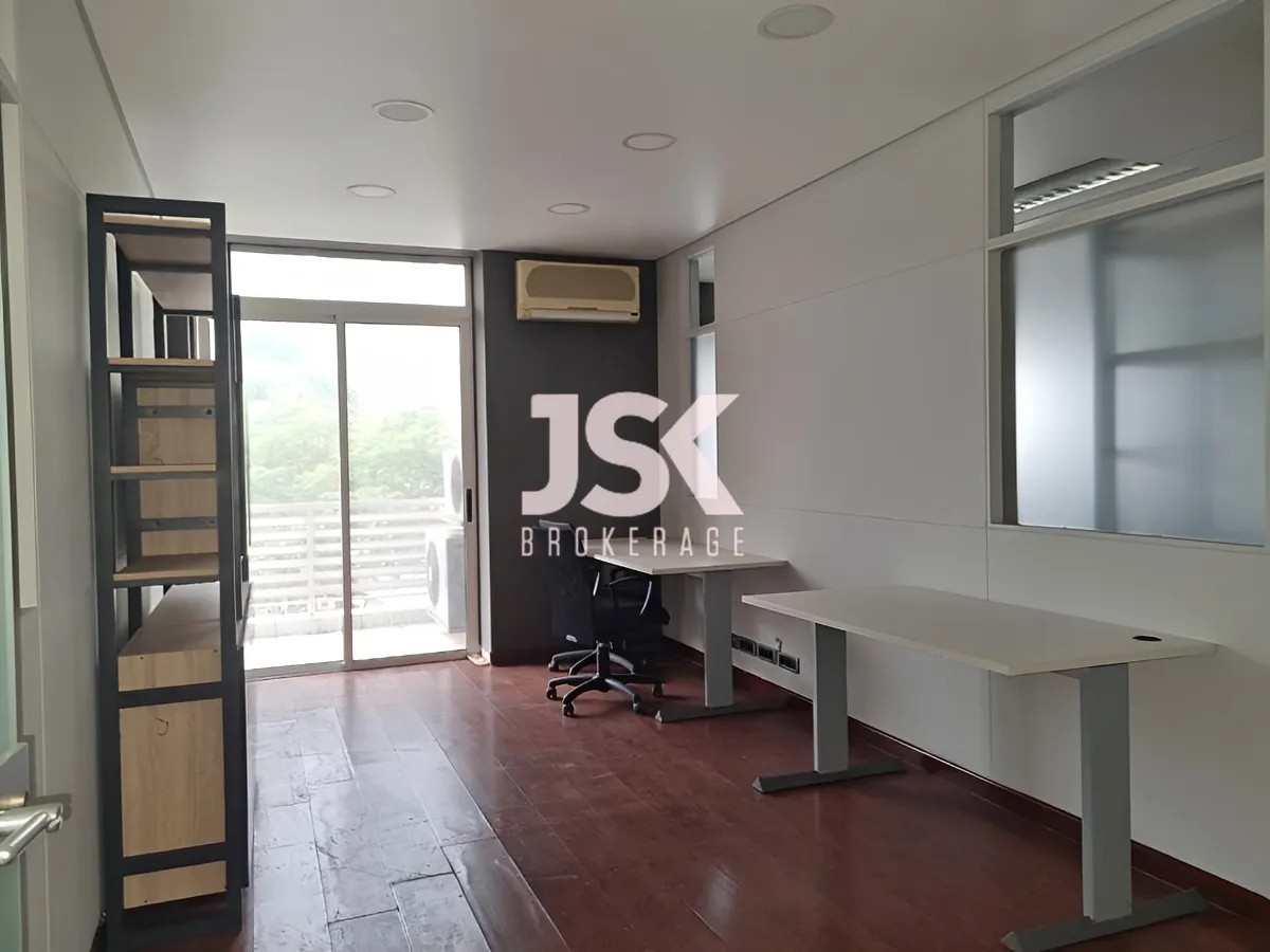 Office for rent in Verdun, Beirut, Lebanon
