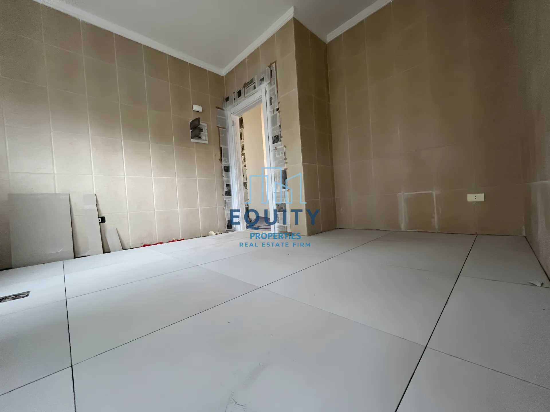 Apartment for Sale in Bsalim - 3 bed, 2 bath