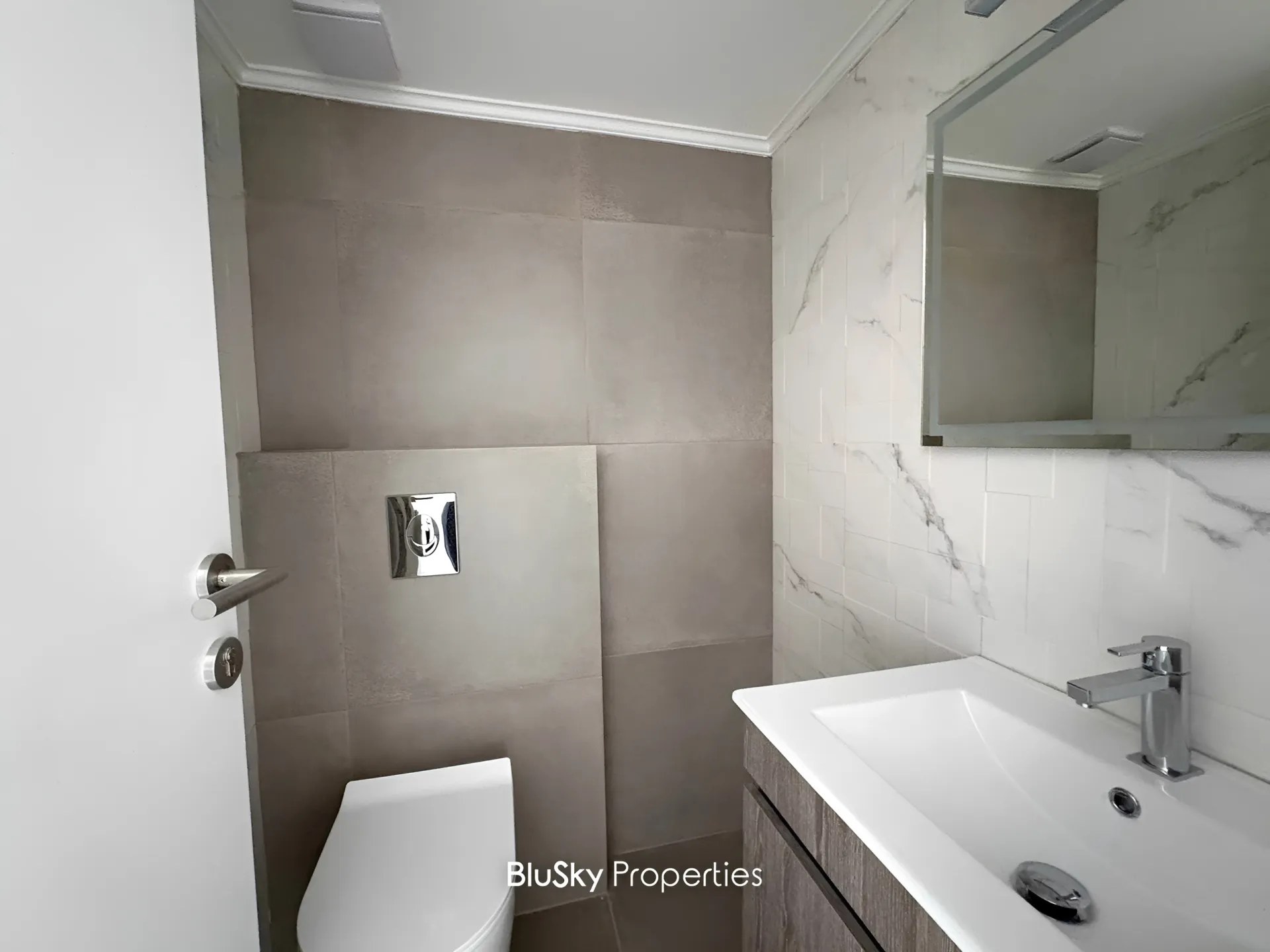 Apartment for sale in Qennabet broummana, lebanon