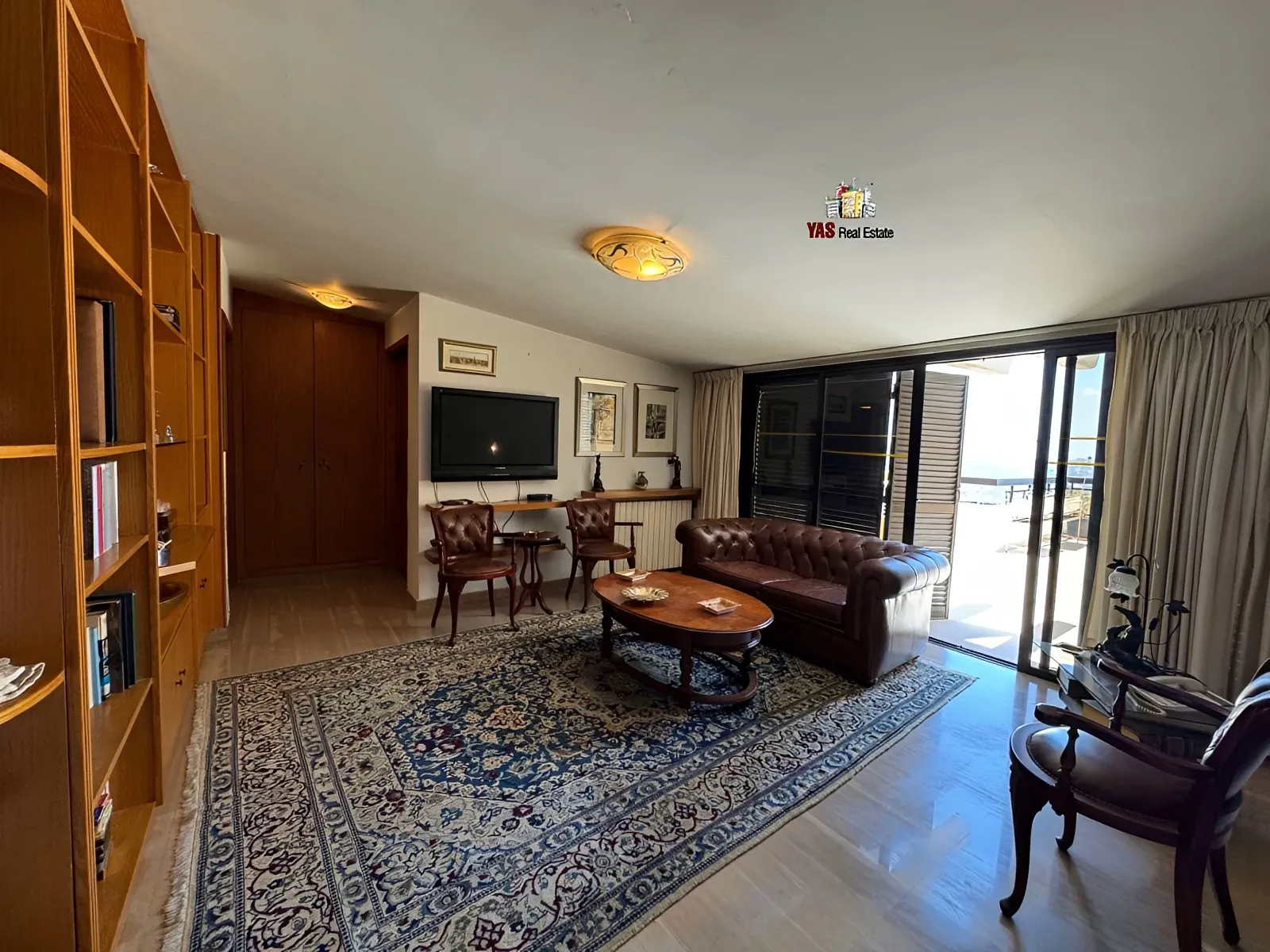 Apartment for Sale in Ballouneh