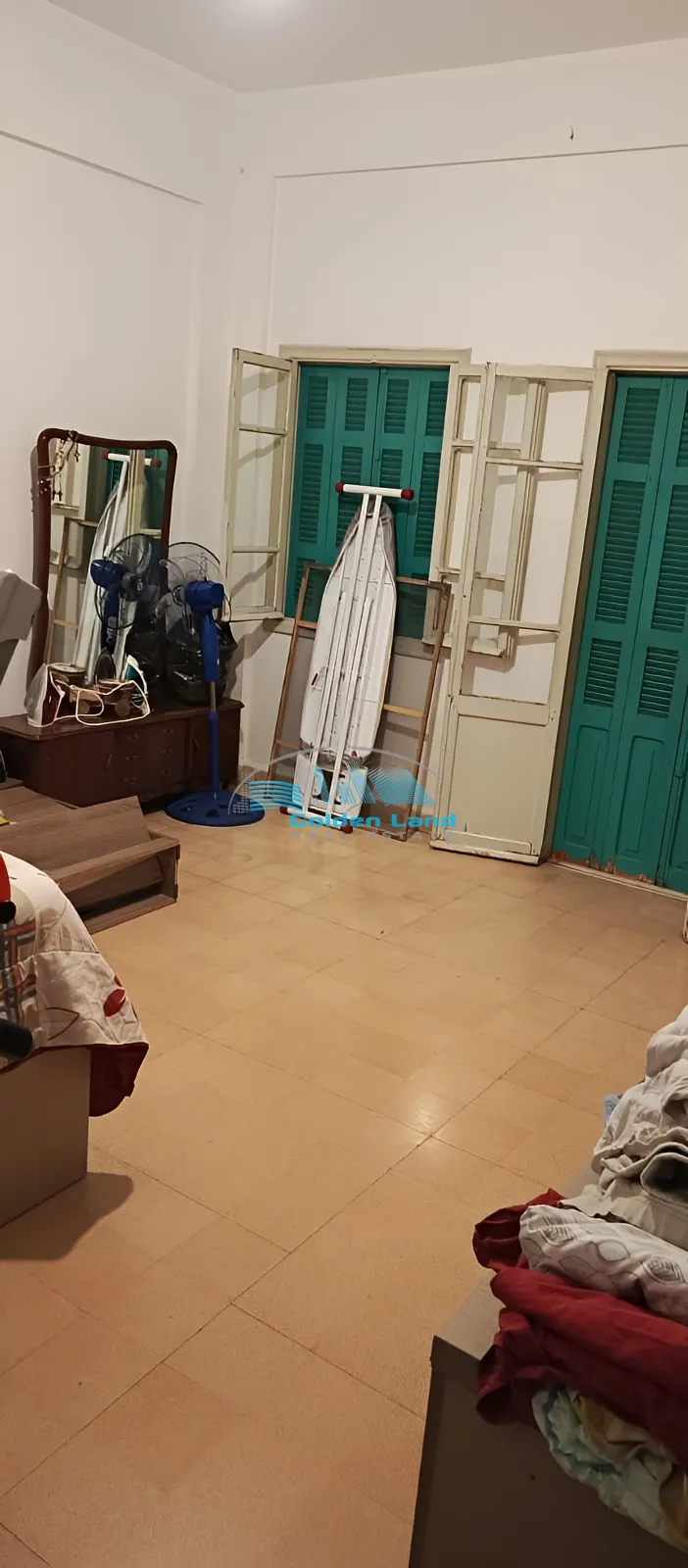Apartment for Sale in Forn El Chebbak