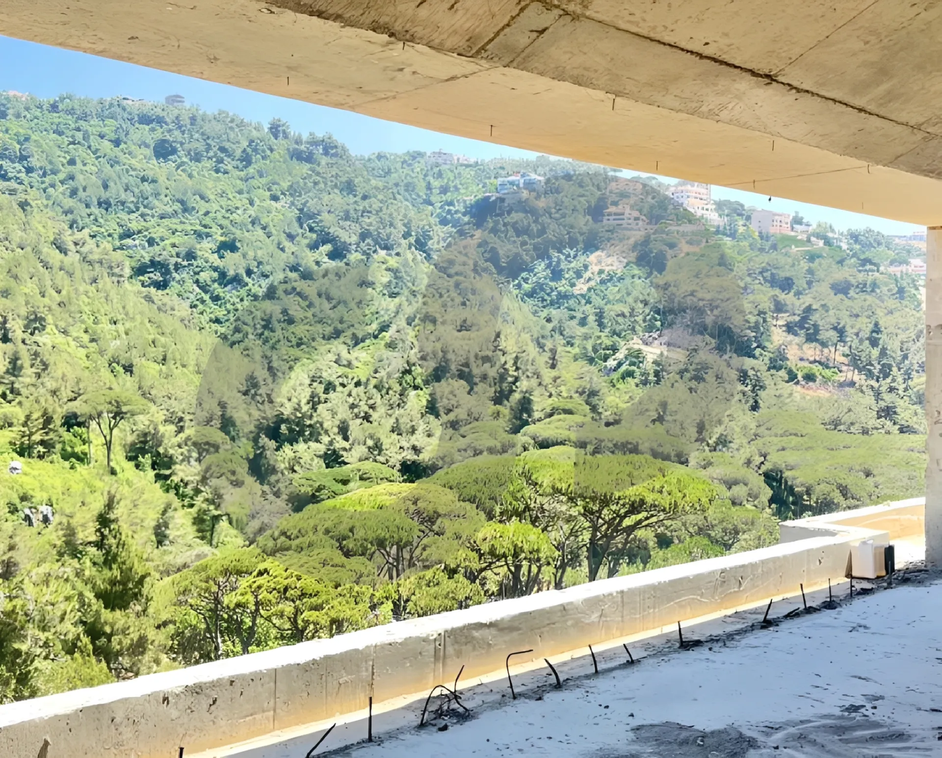 Apartment for Sale in Mar Chaaya, Lebanon - 2 bed, 2 bath