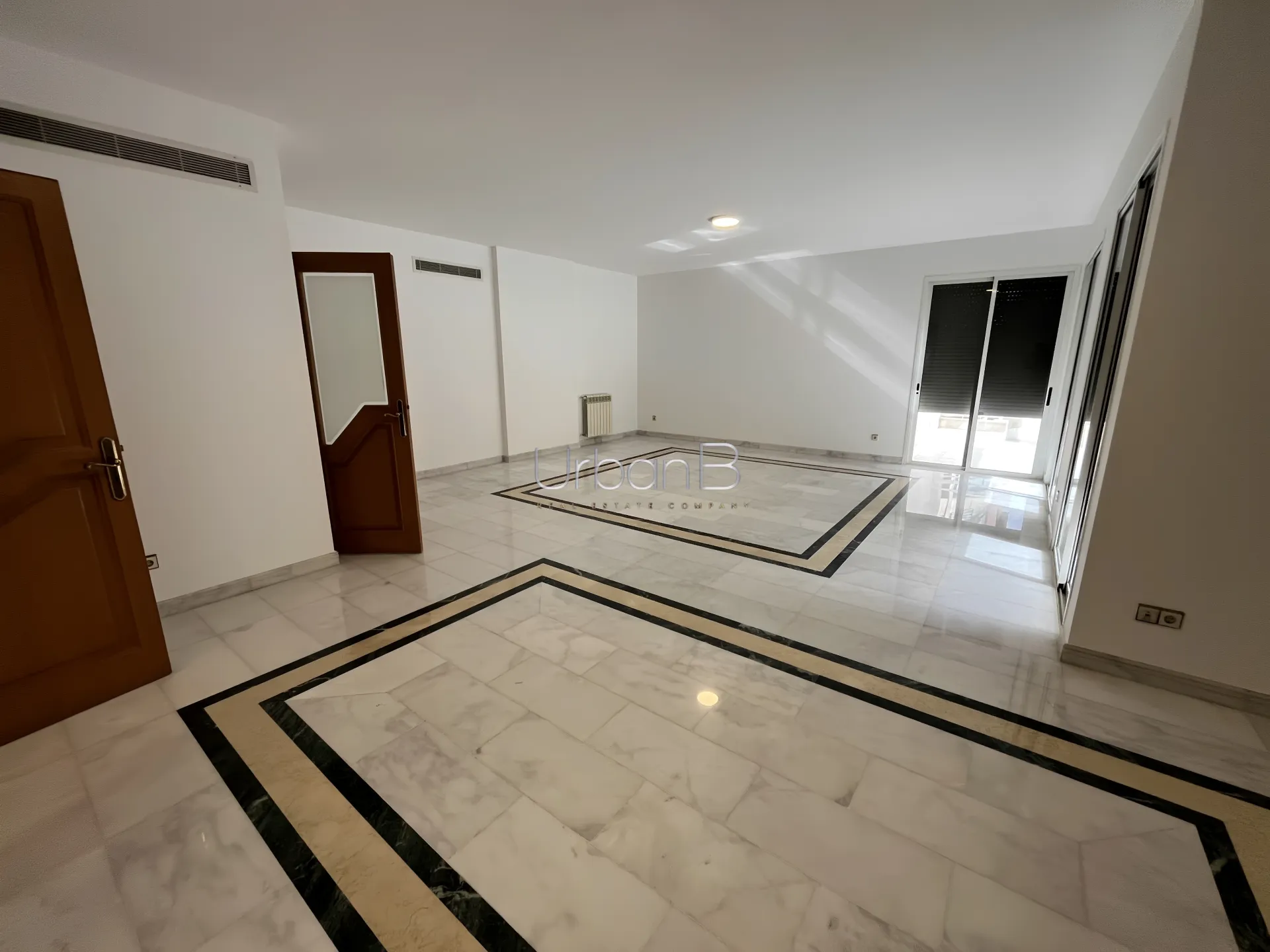 Residential in Hamra, beirut, lebanon - 3 bed, 3.0 bath
