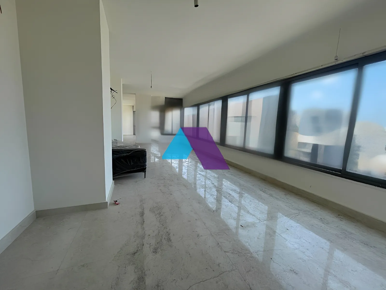 Apartment for Sale in Achrafieh - 3 bed, 5 bath